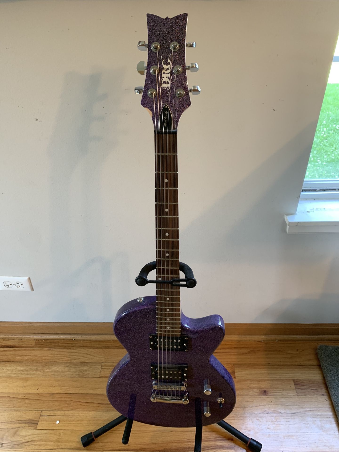 Daisy Rock Guitar Rock Candy Guitar Purple Sparkle for Sale in