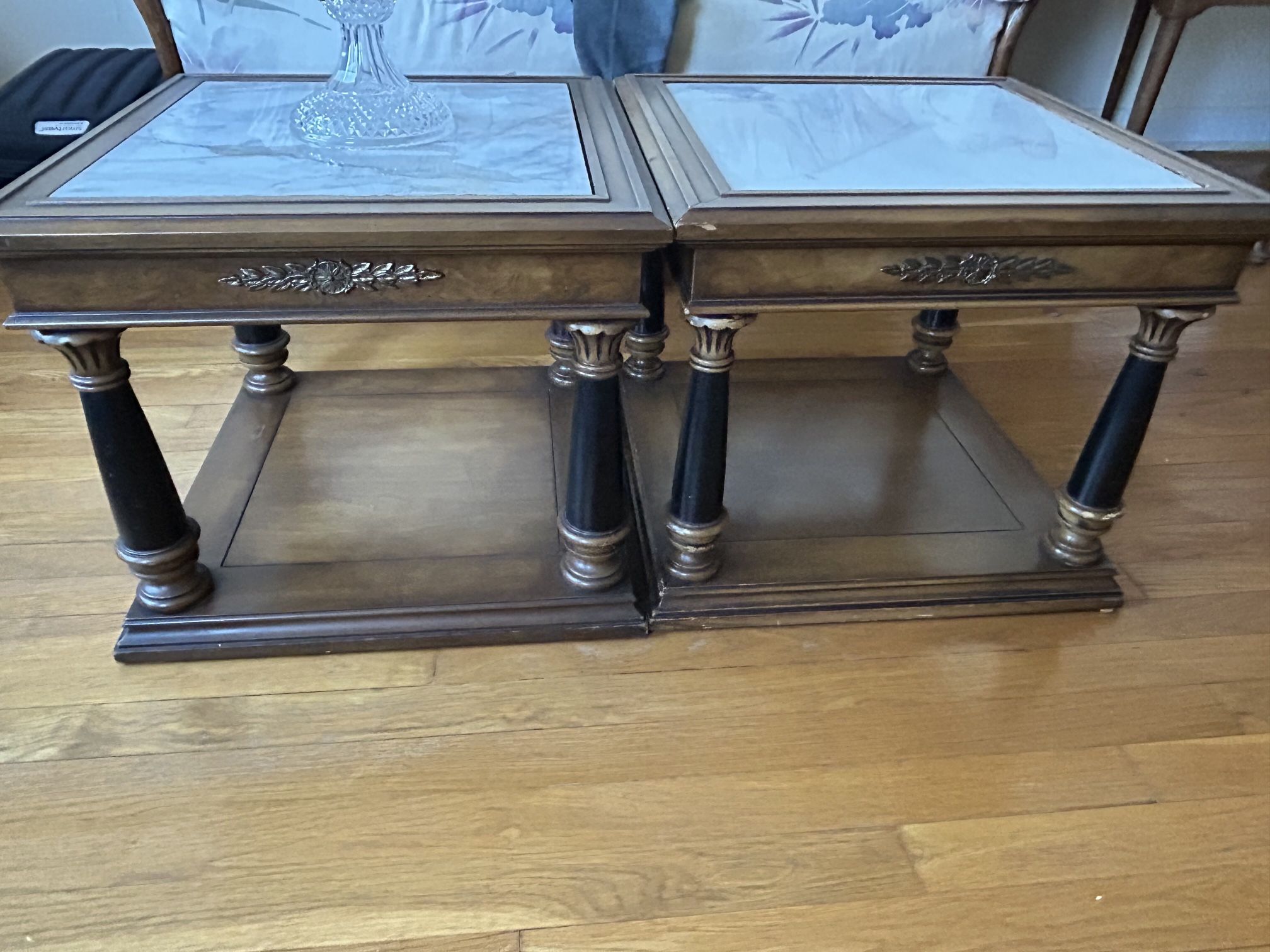 Coffee/End Table