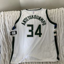 Men’s Giannis Jersey 3x