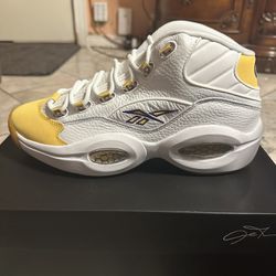 Brand new Reebok Question Mid Size 9.5 with box 