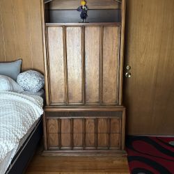 1960S Vintage Arm Wall