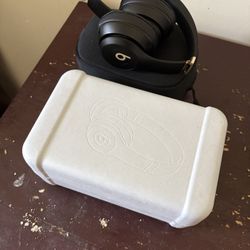 Beats Solo 4