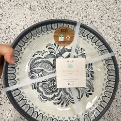 NWT Acacia Swimwear Black and White Dinnerware Plate 4pcs set