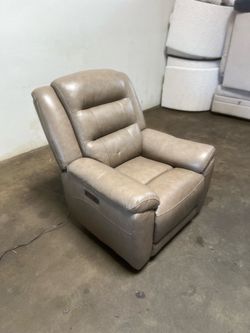 Mason Leather Power Recliner with Power Headrest