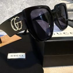 GUCCI SUNGLASSES