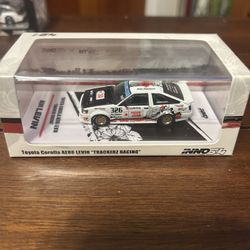 INNO64 1:64 scale Toyota Corolla AE86 Levin the "TRACKERZ RACING" version