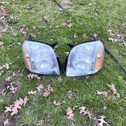 headlights Yukon 2007-2012