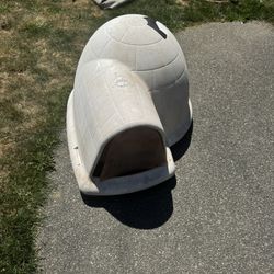 Dog Igloo