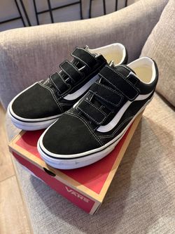 Black Vans