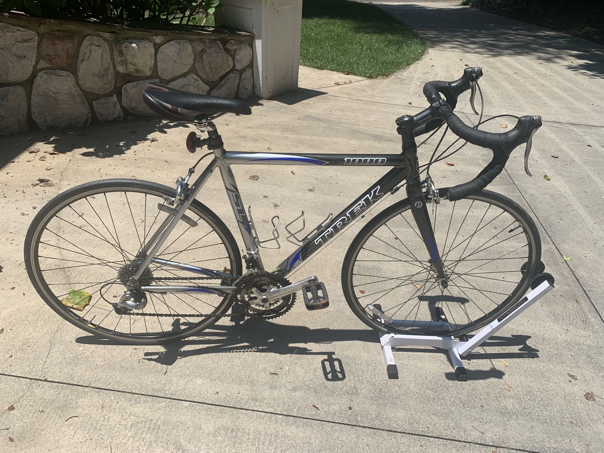 Trek 1000 Road Bike