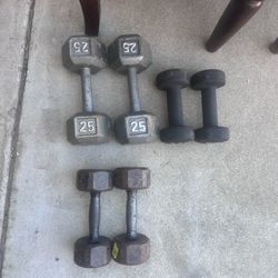 Dumbells 