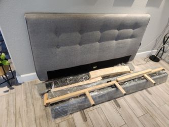 Free queen size bed frame good condition.