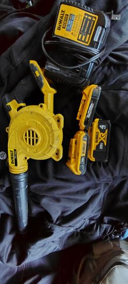 DeWalt mini blower an batteries