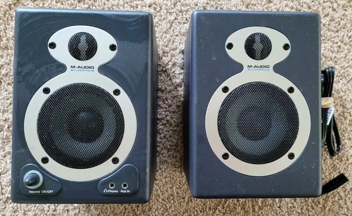 M-audio studio pro 3 Monitors
