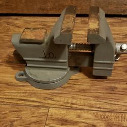 Vice Grip For work Bench