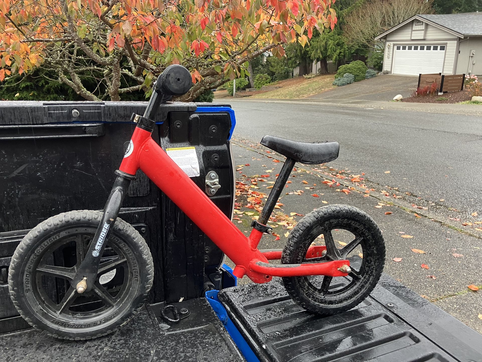 Child Kid Children Balance Strider Bike 12” Wheels Bicycle Tricycle Trike in Good Condition