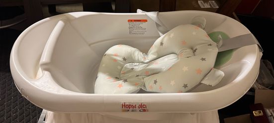 Baby tub with insert