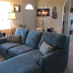  2 Piece Queen Sleeper Sofa with Floating Chaise

