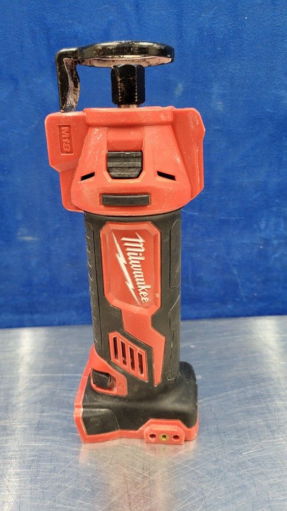 Milwaukee 2627-20 Cut Out Tool