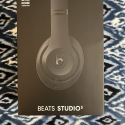 Beats Studio 3 Wireless – Matte Black (Mint Condition + Box)