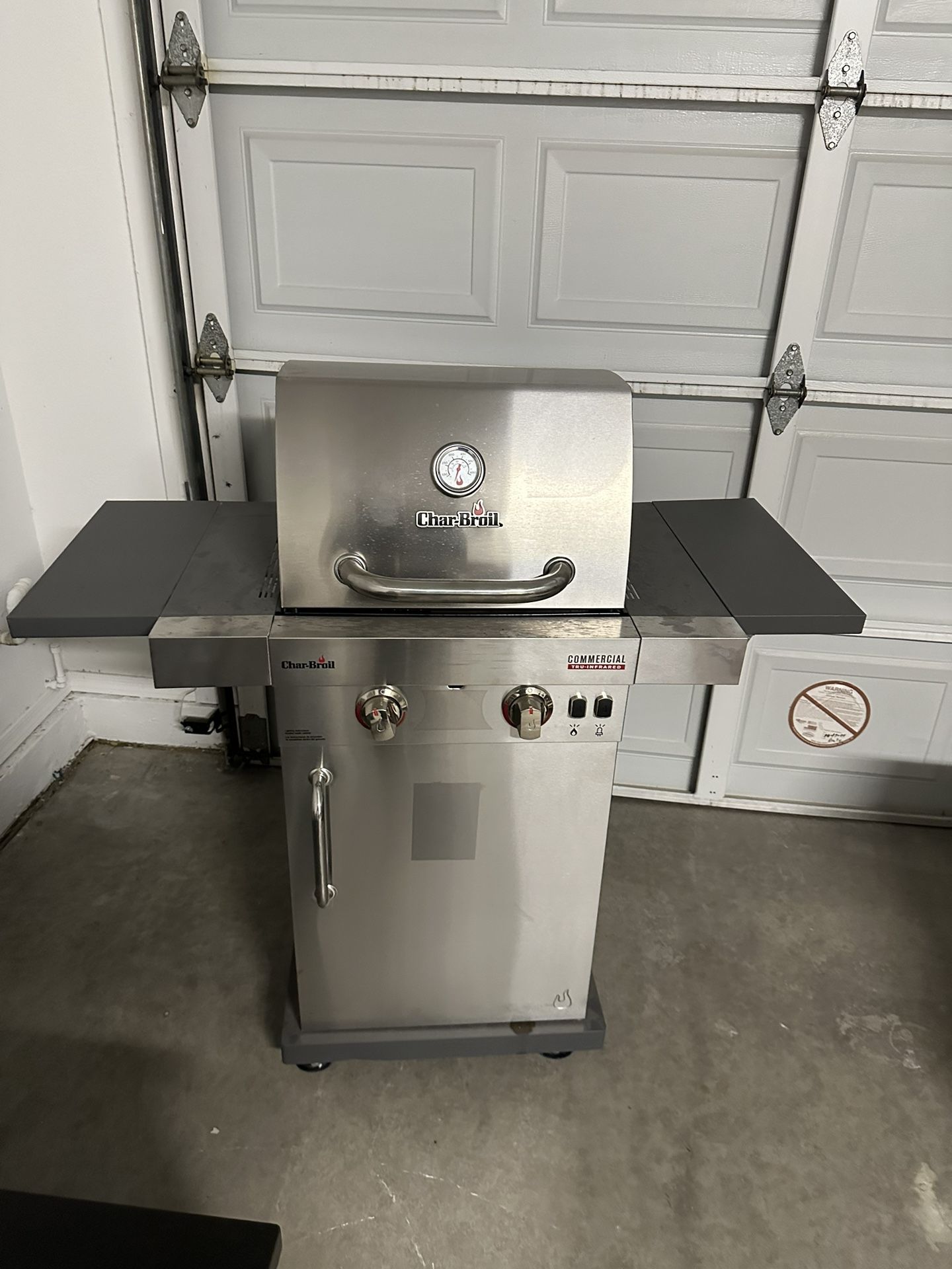 Char-Broil Signature 2-Burner Propane Gas Grill with Cabinet