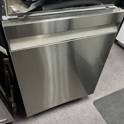 Samaung 24” Dishwasher 