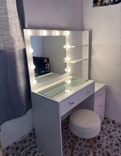 vanity con vidrio arriba 