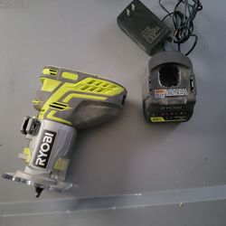 Ryobi Router (No Battery)