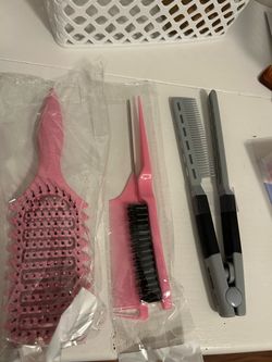 Hair Brush and Comb Set