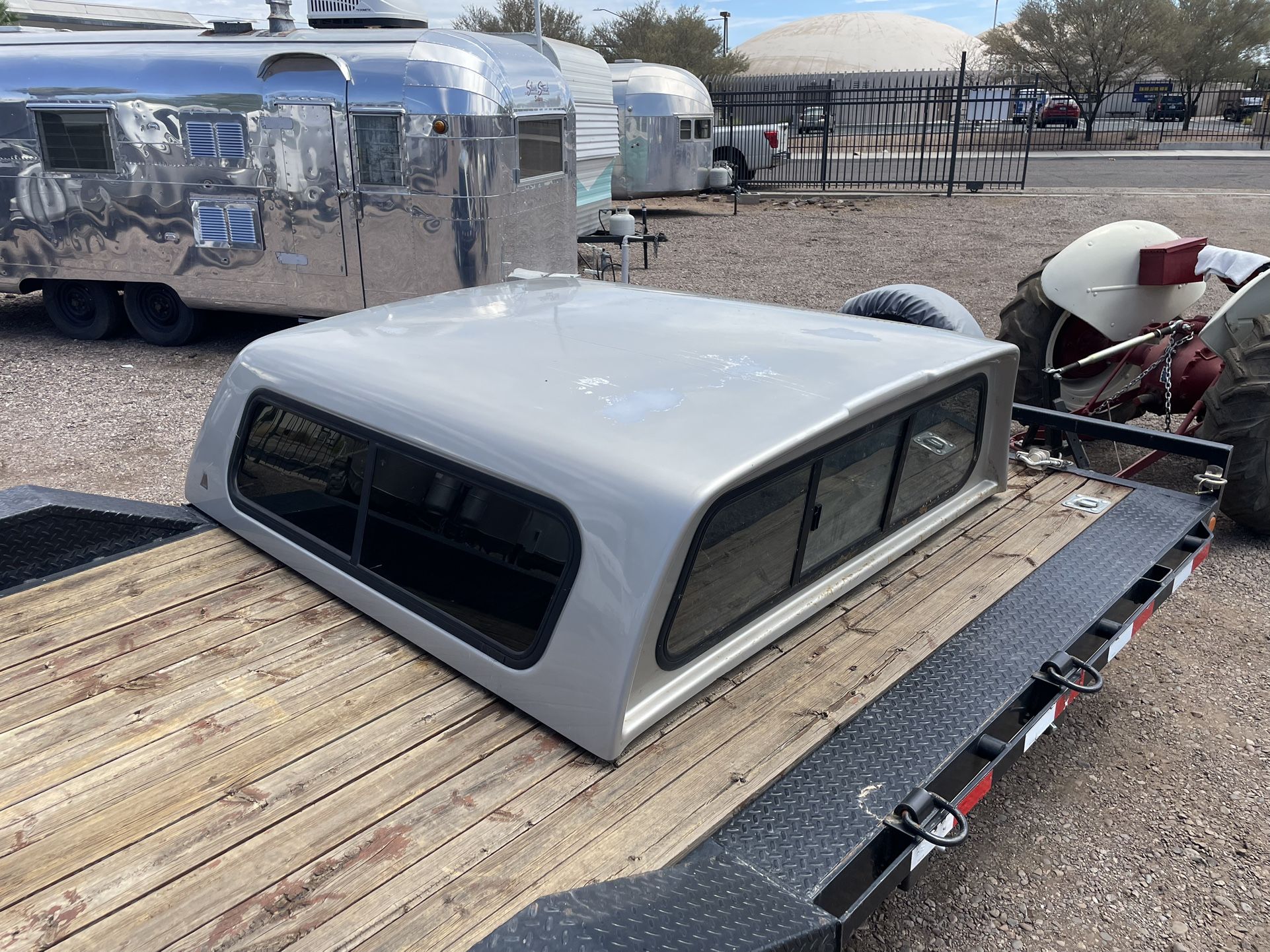 Leer Truck Camper Shell for Sale in Phoenix, AZ OfferUp