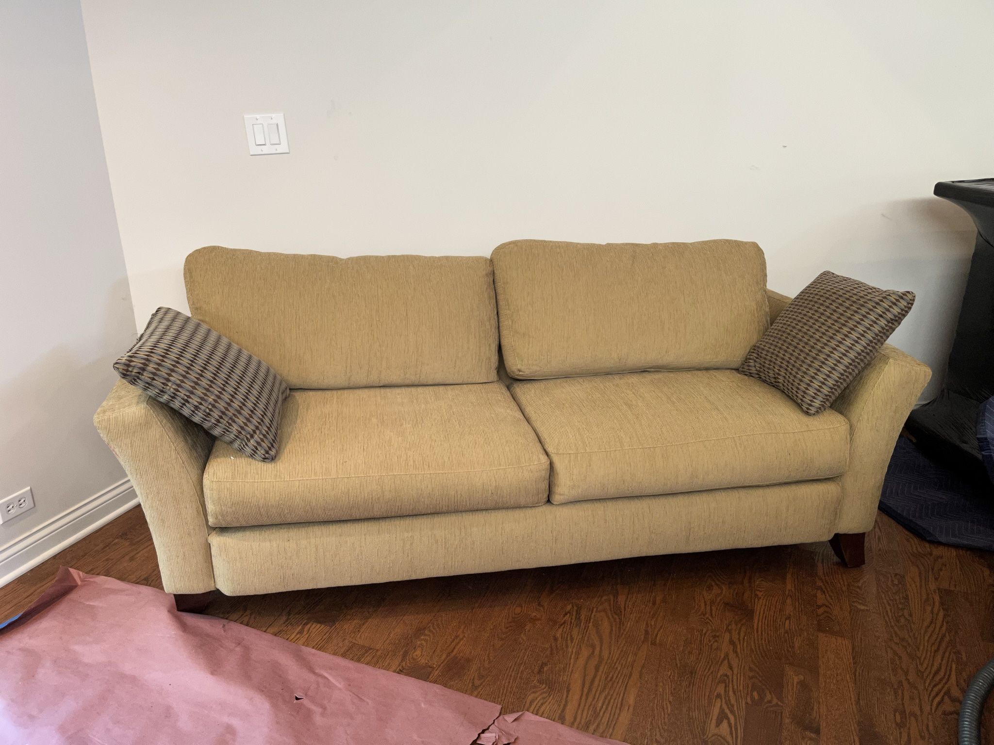 Rowe 2 Cushion Sofa