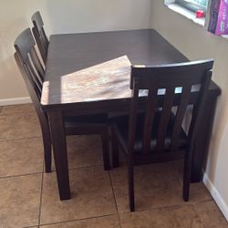 🚨🔥 STEAL DEAL – SOLID WOOD DINING TABLE SET – $150 CASH TODAY 🔥🚨