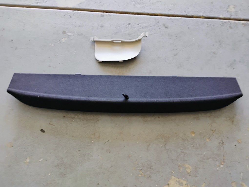 Two Piece For Toyota Prius