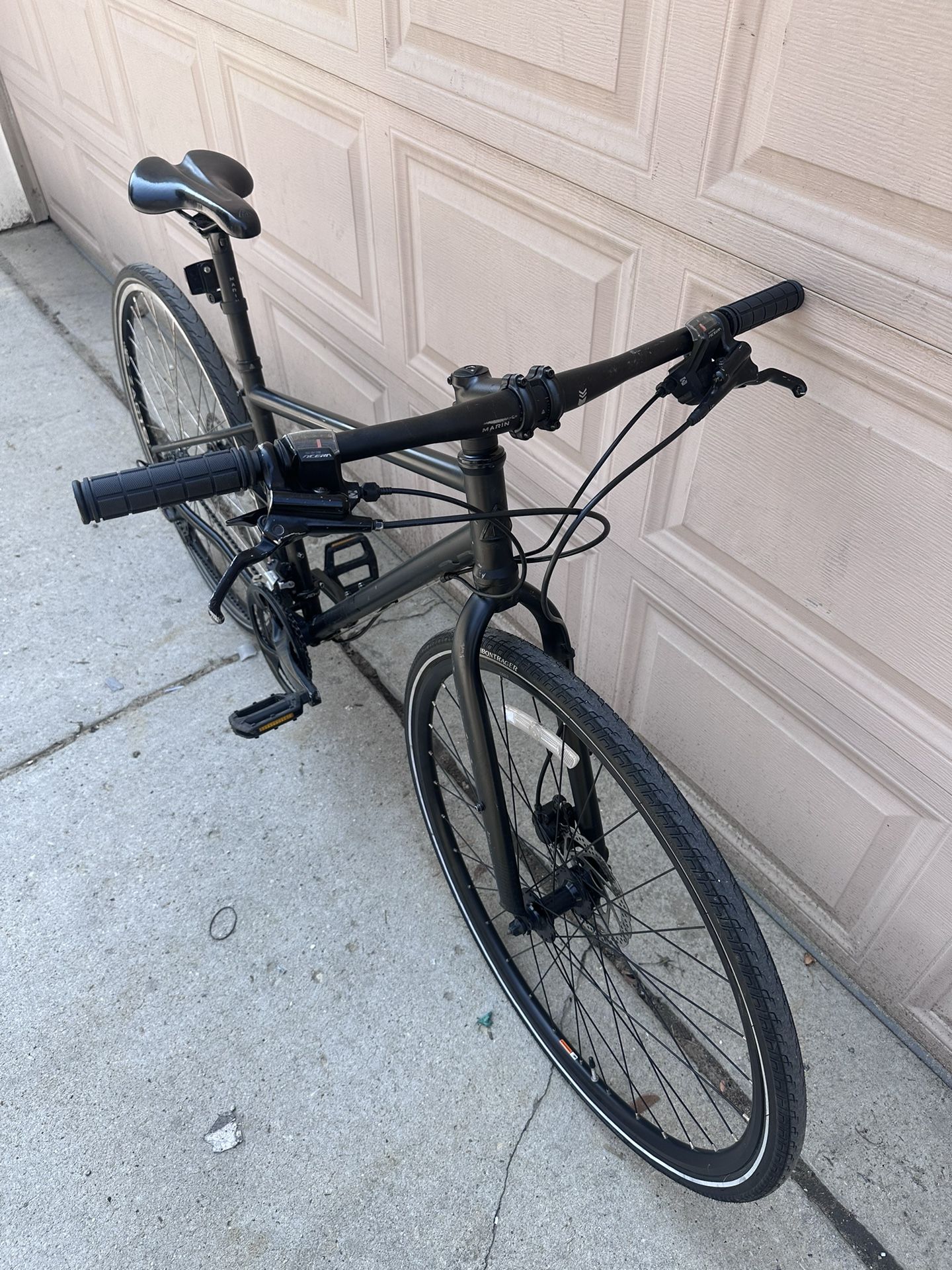 Marin Hybrid City Commuter Bike 700C W Hydraulic Disc Brakes Excellent