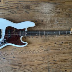 Squier Classic Vibe Jazz Bass (2009)