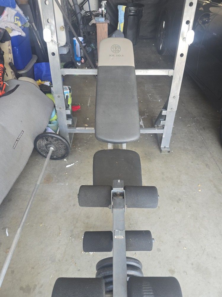 Golds Gym Xr 10.1 Bench And Weights