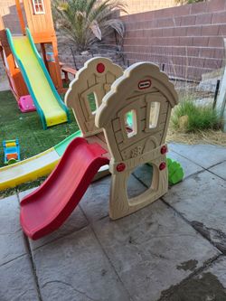 Toddler slide and play house