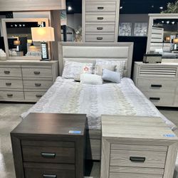 4 PCS Bedroom Set, QUEEN BED FRAME, DRESSER, MIRROR and NIGHTSTAND 