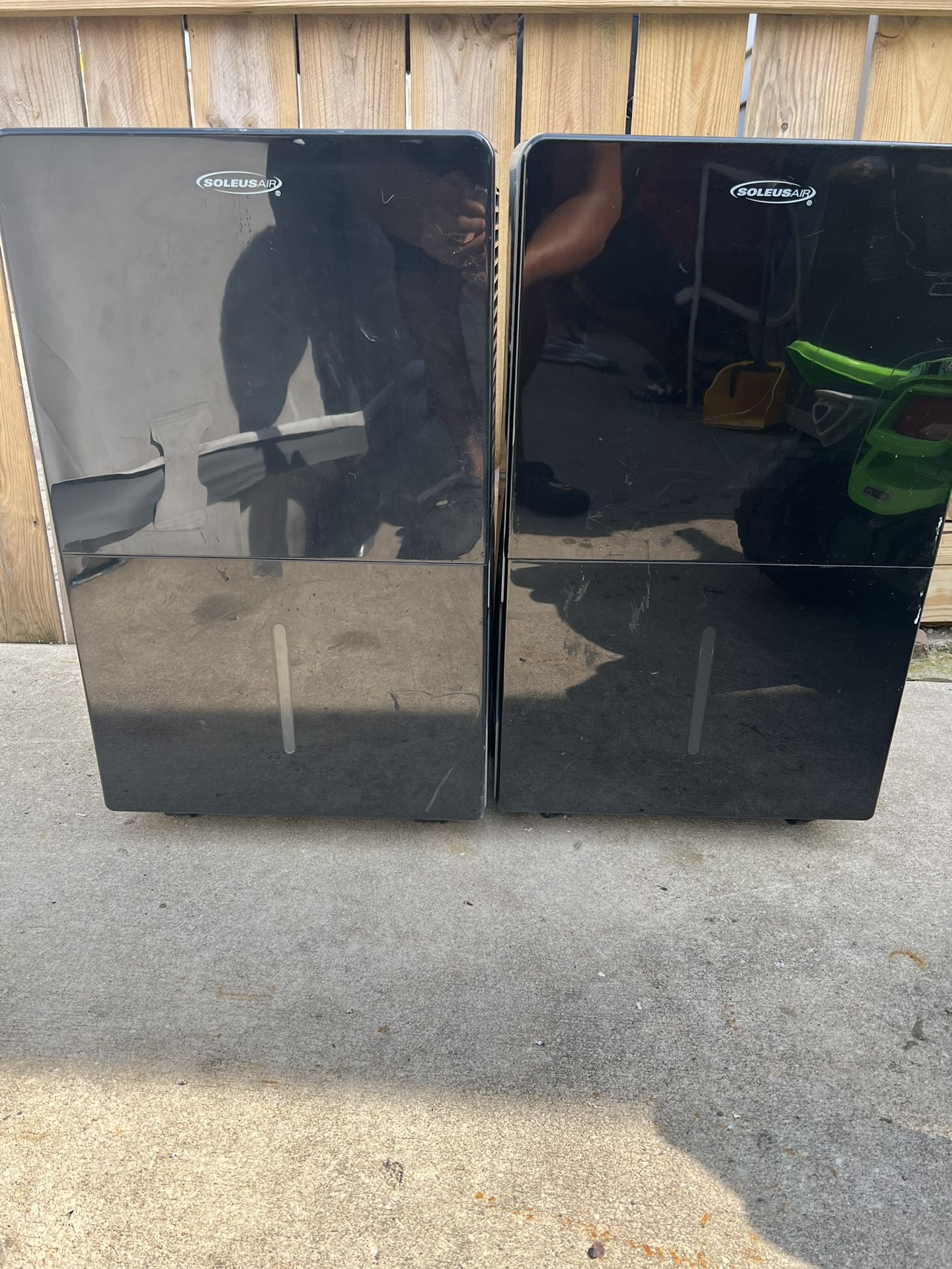 Soleus Air 70 PT Pint Dehumidifiers With Pump
