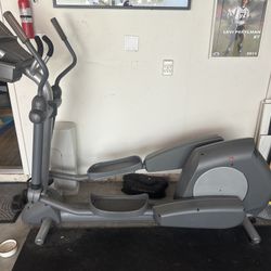Life Fitness Elliptical 