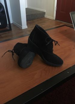 White Mountain Black Swede Wedge Booties Size 8