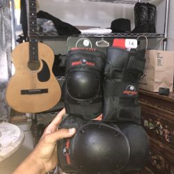 Knee Pads And Arm Pads 