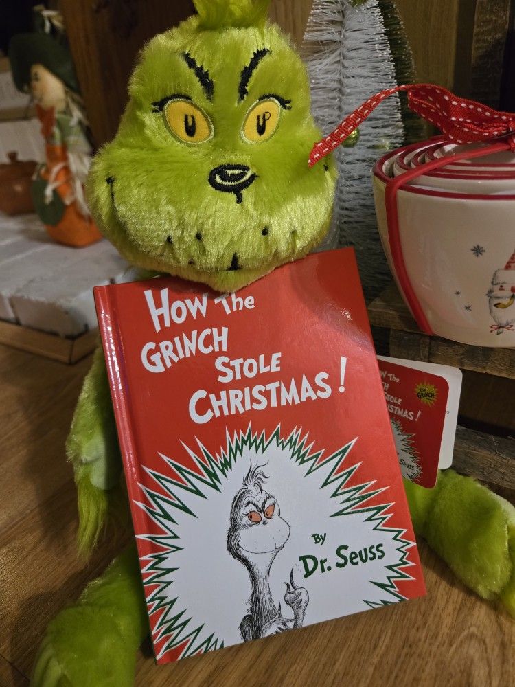 Grinch Plushie And Storybook 
