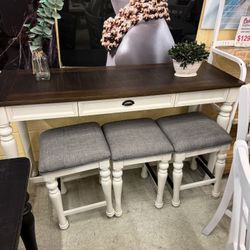 Bar Table With 3 Stools.  