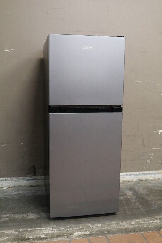 Midea Compact Refrigerator, 2-Door, 4.5 cu ft, Black and Silver
