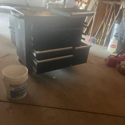 Torin Rolling Tool Box