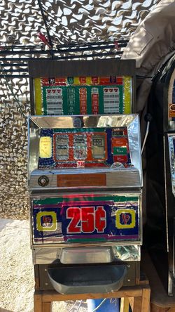 Vintage Slot Machine