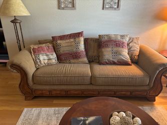 Couch & Chair