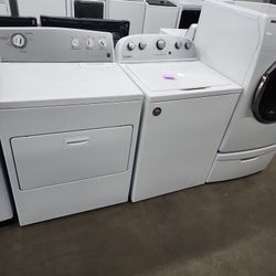 Whirlpool Kenmore Washer And Dryer Set 