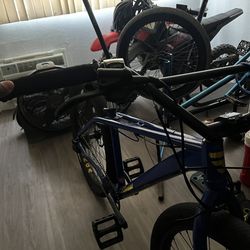 mafia chenga 1 bolt from stem is missing and gears dont work